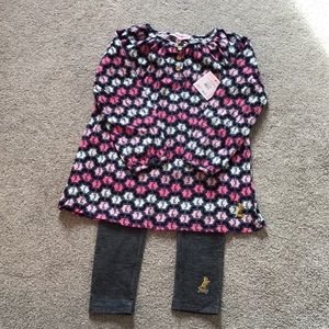 NWT little girl 2 piece Juicy Couture size 4T